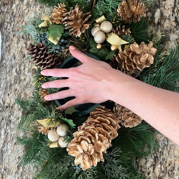 Christmas center piece - Picture 4 of 10